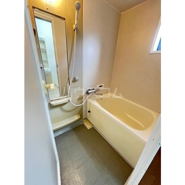 7/13 浴室