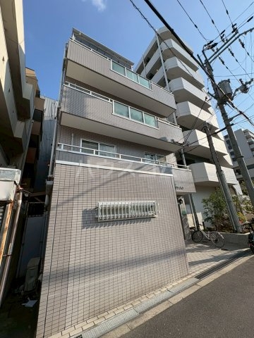 21/30 エントランス