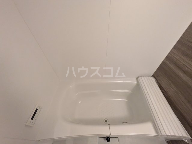13/30 浴室