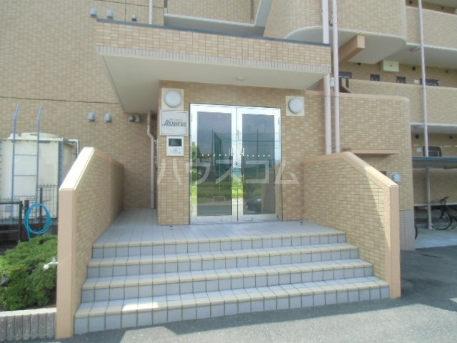 3/8 エントランス