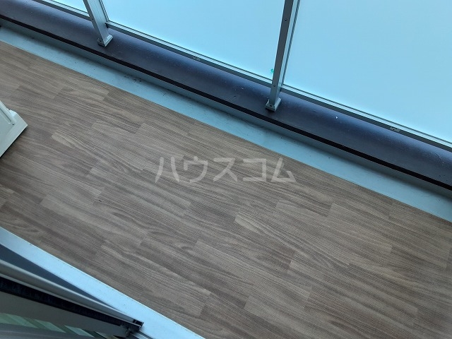 19/27 バルコニー