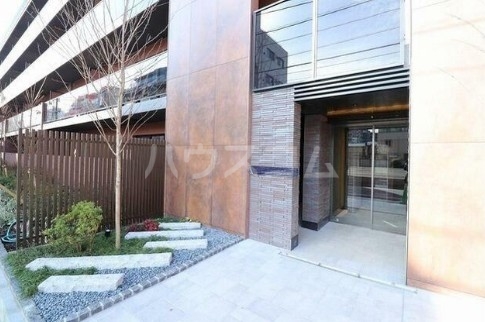 15/24 エントランス