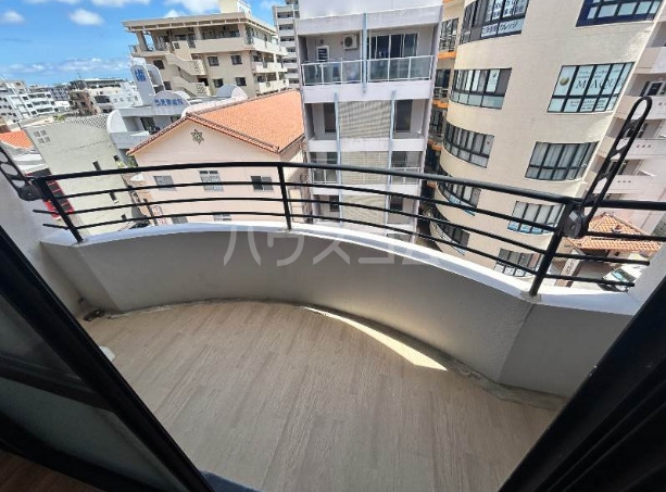 10/10 バルコニー