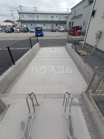 25/30 駐車場
