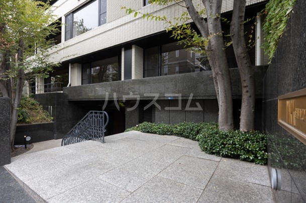 2/11 エントランス