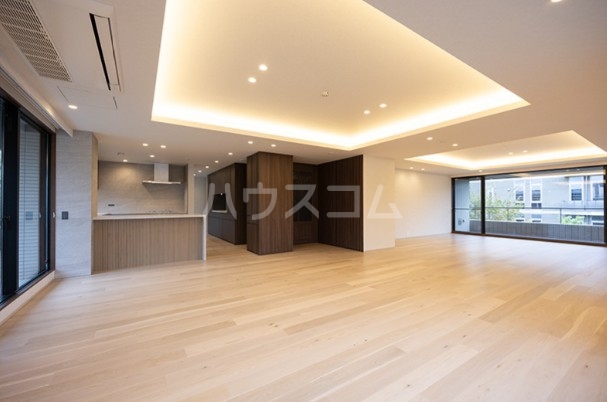 14/30 その他画像