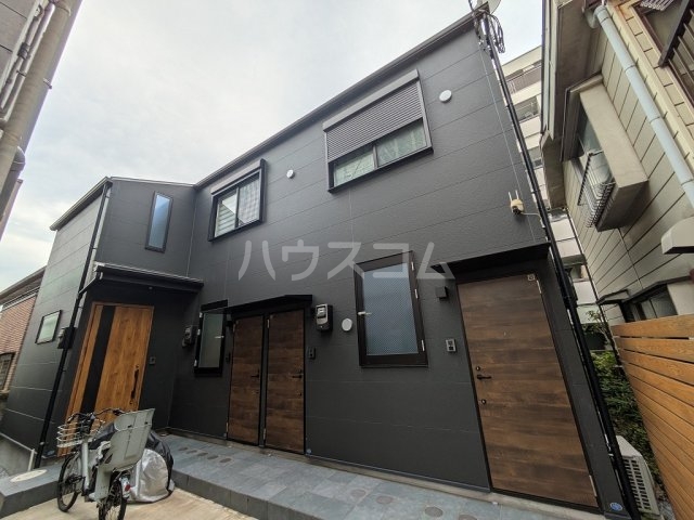 14/16 エントランス