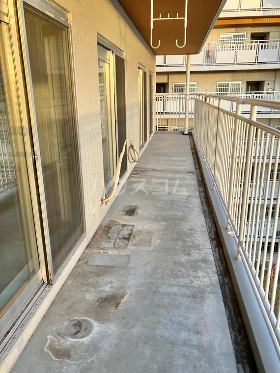 14/30 バルコニー