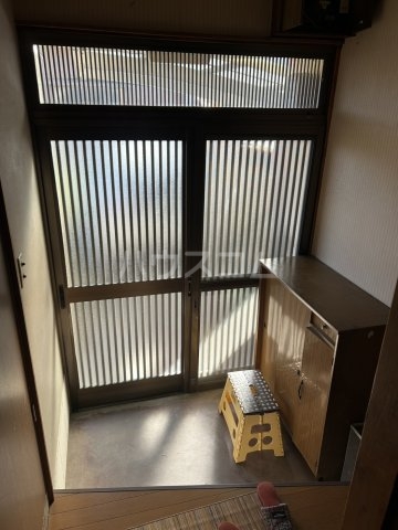 13/23 玄関