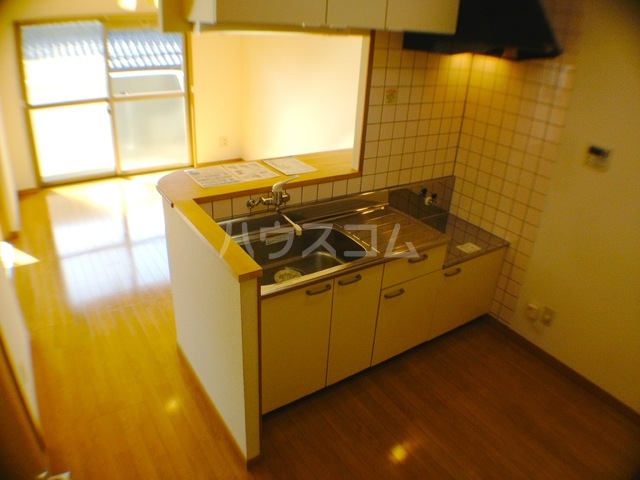 6/10 キッチン