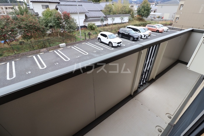 21/30 バルコニー