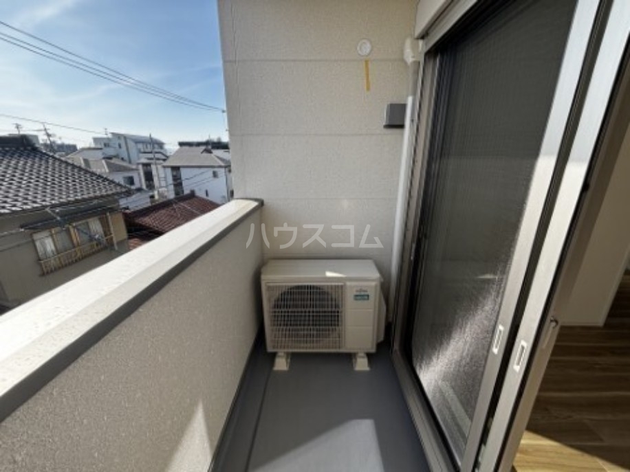 18/25 バルコニー