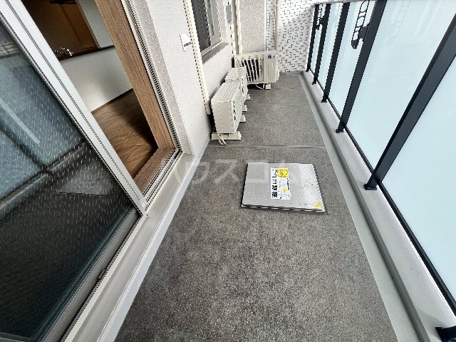 19/30 バルコニー