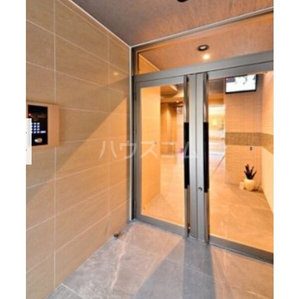 1/10 エントランス