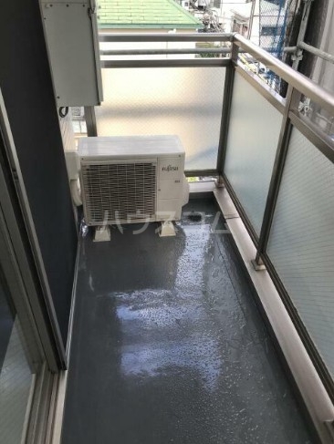 13/28 バルコニー