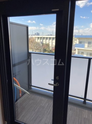 15/27 バルコニー