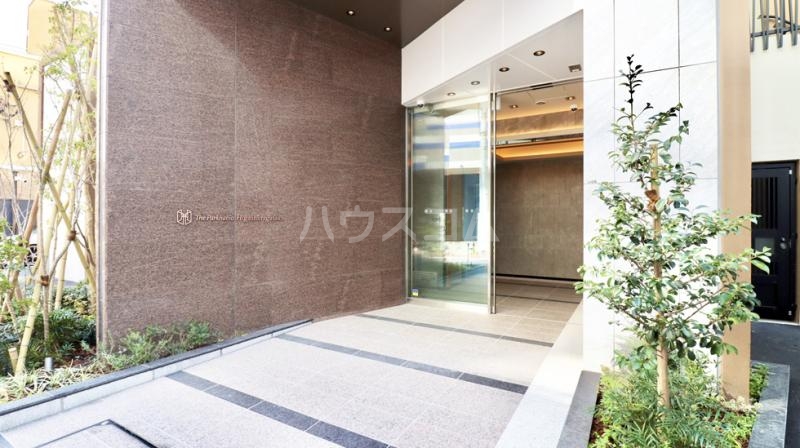 19/29 エントランス