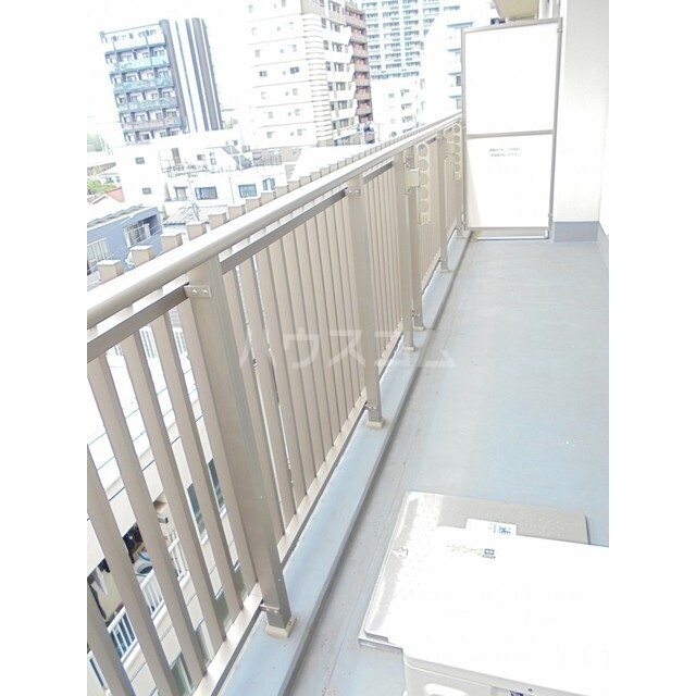 17/27 バルコニー