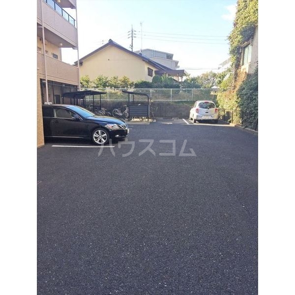 3/6 駐車場