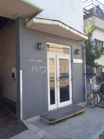 15/25 エントランス