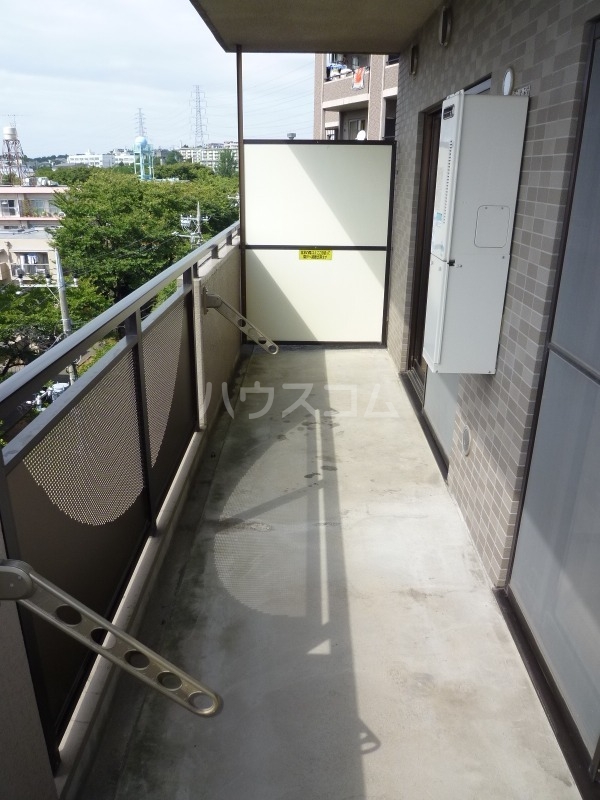 13/16 バルコニー