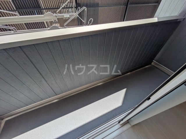 21/30 バルコニー