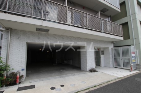 15/17 エントランス