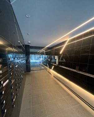 16/26 エントランス