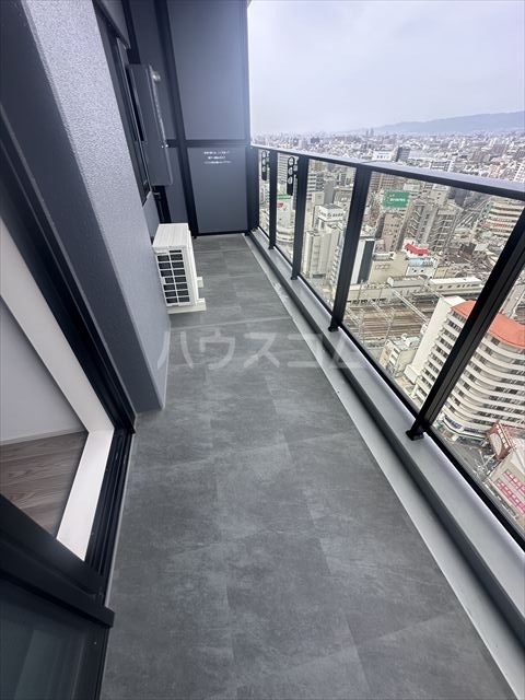 19/30 バルコニー