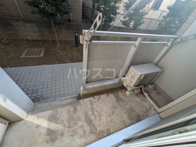 17/28 バルコニー