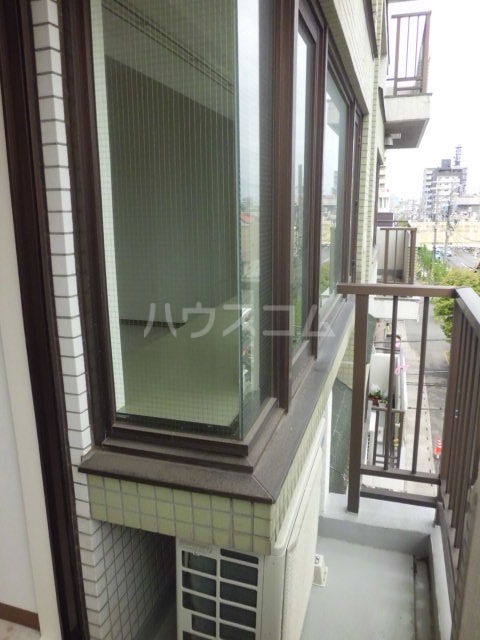 19/30 バルコニー