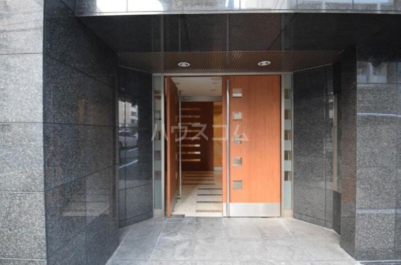 29/30 エントランス