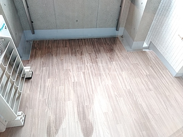 25/30 バルコニー