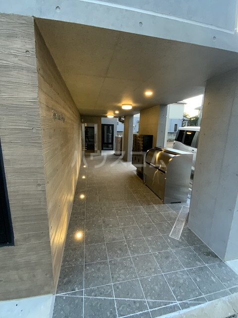 2/8 エントランス