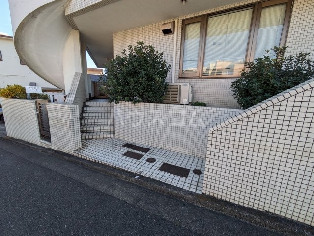 6/7 エントランス