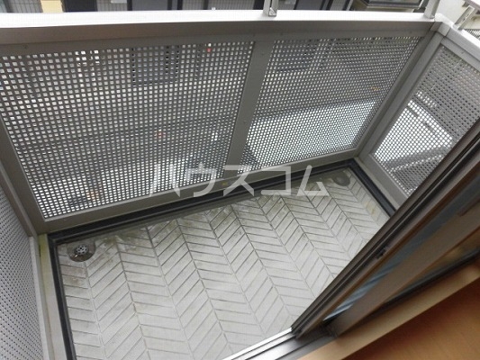 18/30 バルコニー