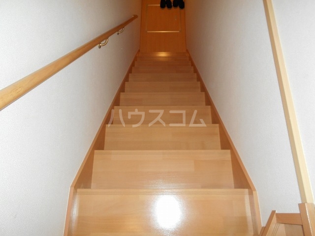 22/30 エントランス