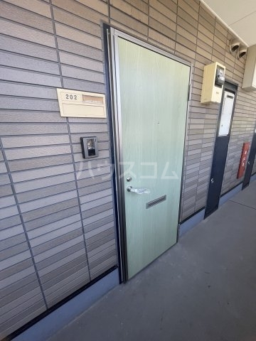 2/3 エントランス