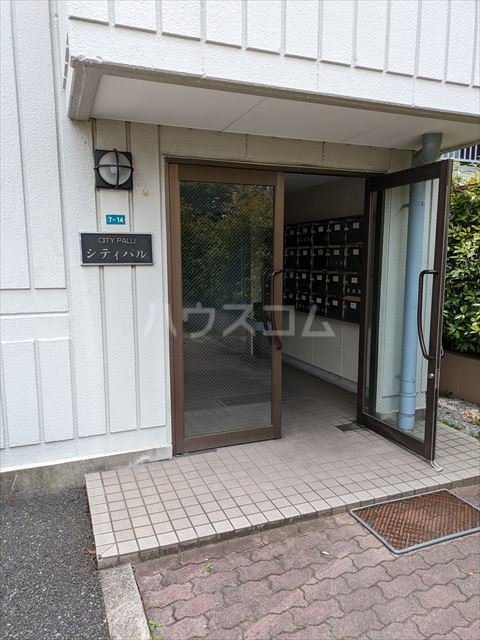 29/30 エントランス