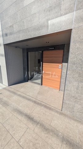 29/30 エントランス