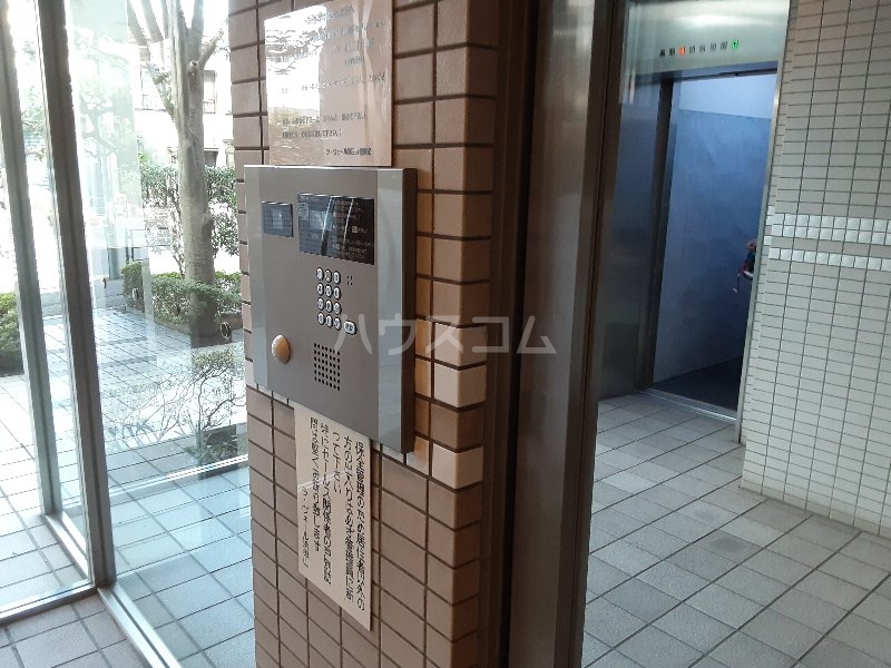 2/10 エントランス