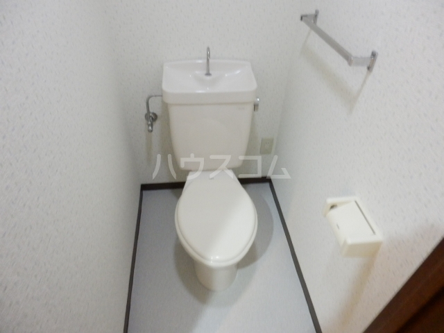 13/30 トイレ