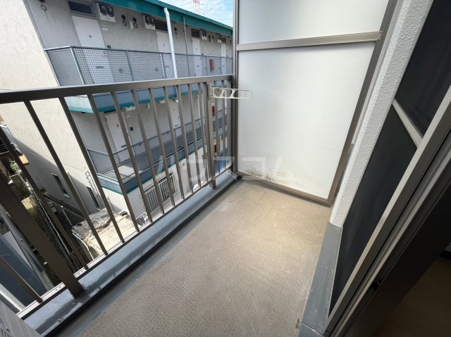 23/30 バルコニー