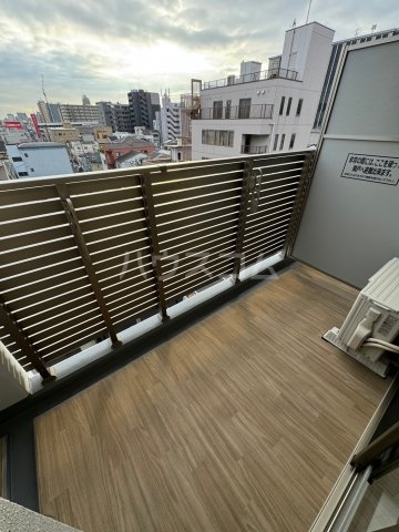 16/25 バルコニー