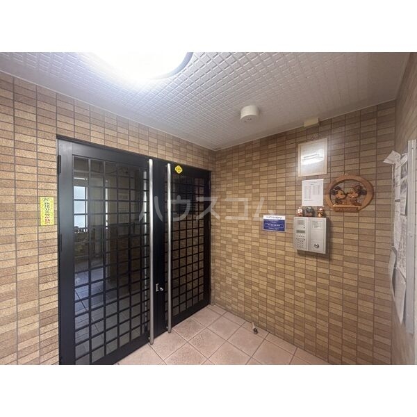 16/24 エントランス