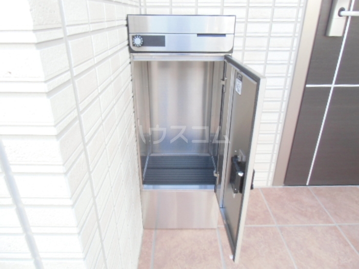 15/19 エントランス