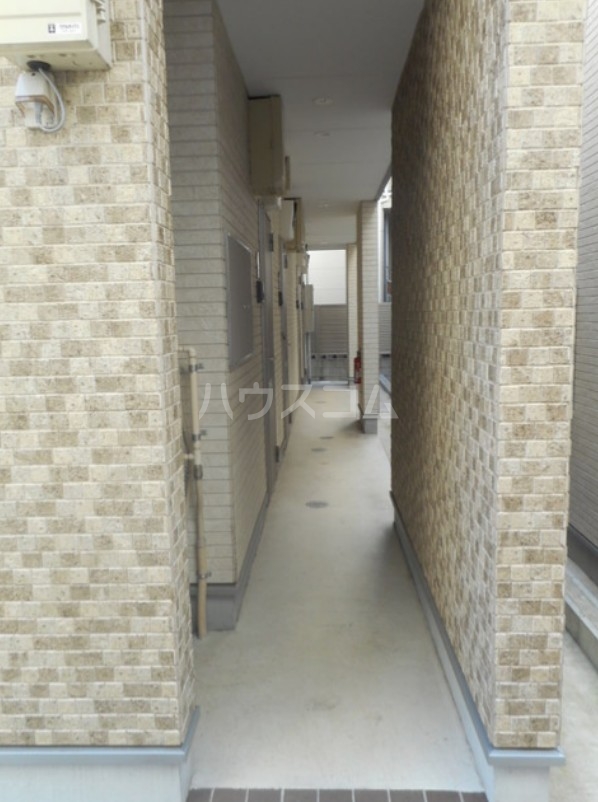 14/21 エントランス