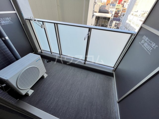 19/30 バルコニー