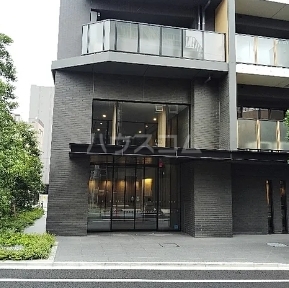 19/29 エントランス