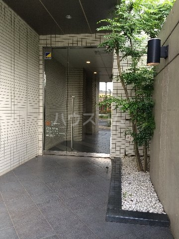 3/4 エントランス